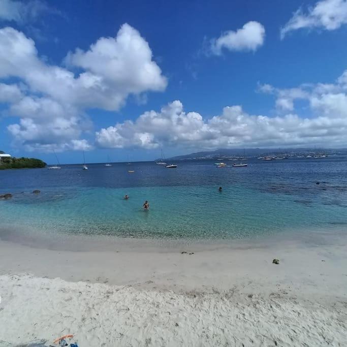 Charmant T1 avec vue sur marina Les Trois-Ilets Extérieur photo